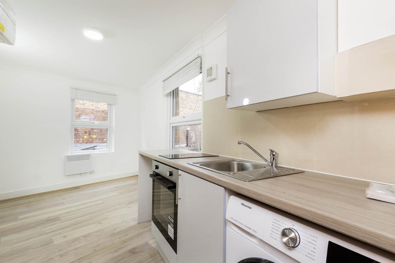 Modern Studio High Road, Willesden 